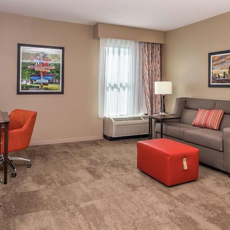 Hampton Inn&Suites Charlotte Arrowood Extérieur photo