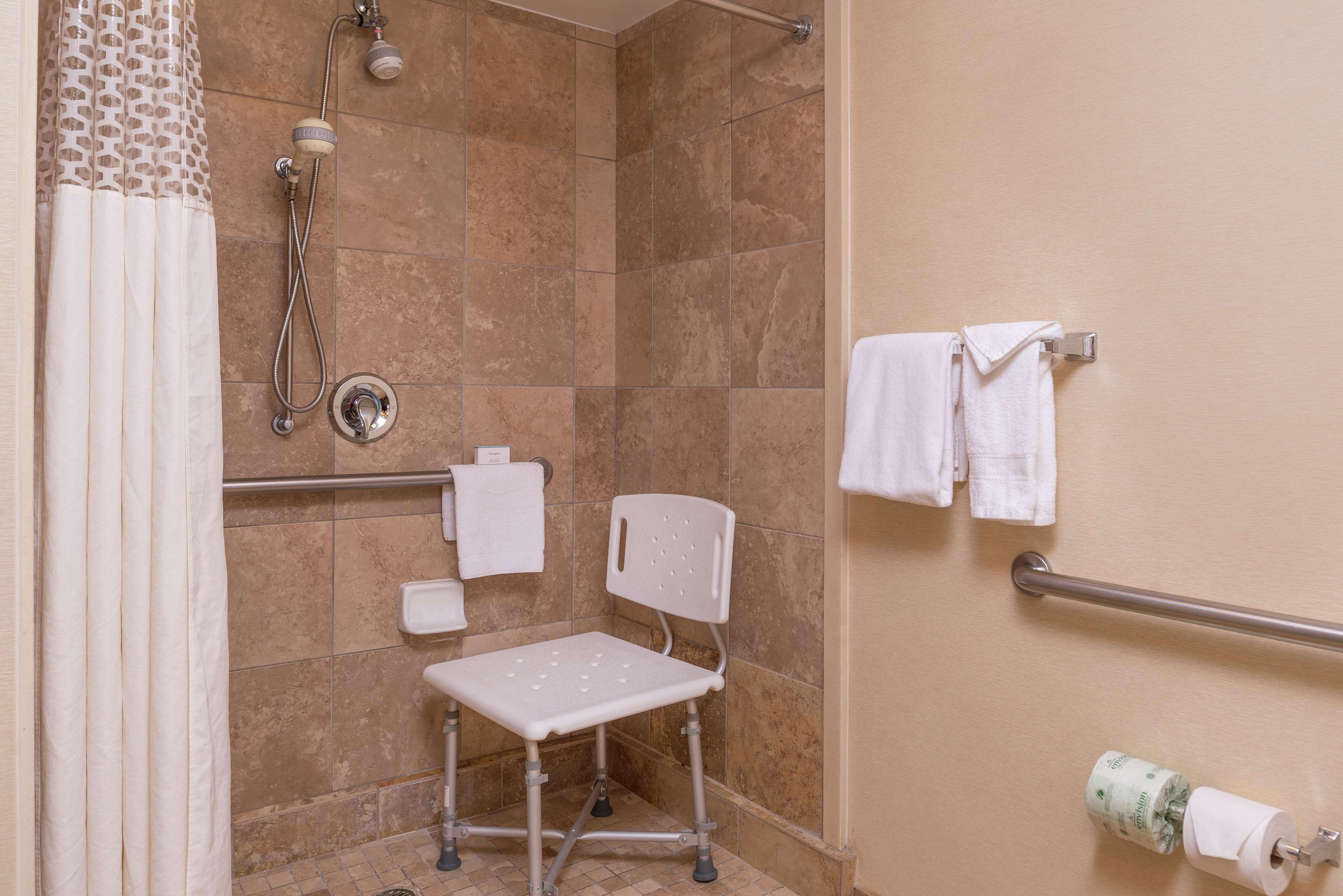 Hampton Inn&Suites Charlotte Arrowood Extérieur photo