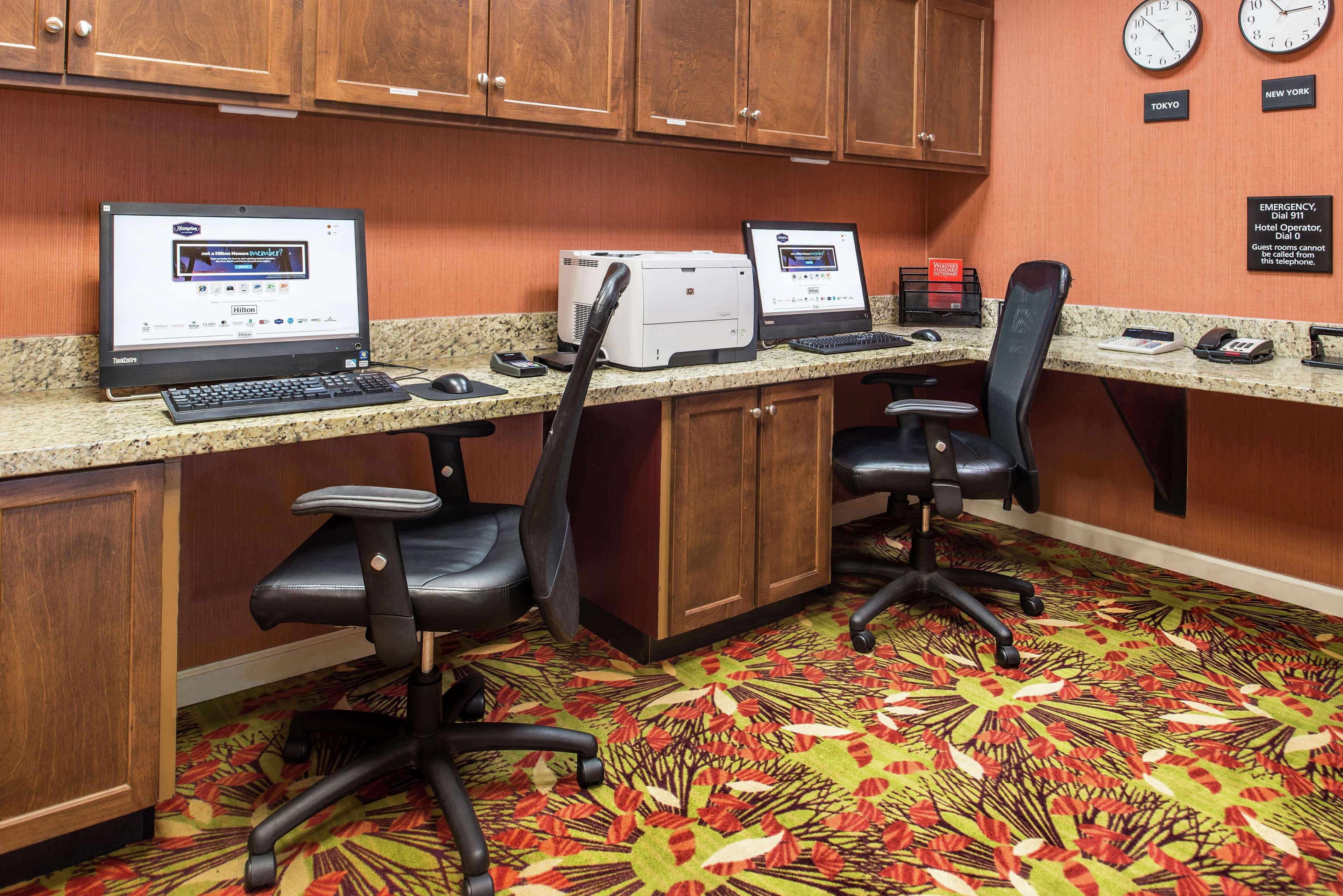 Hampton Inn&Suites Charlotte Arrowood Extérieur photo