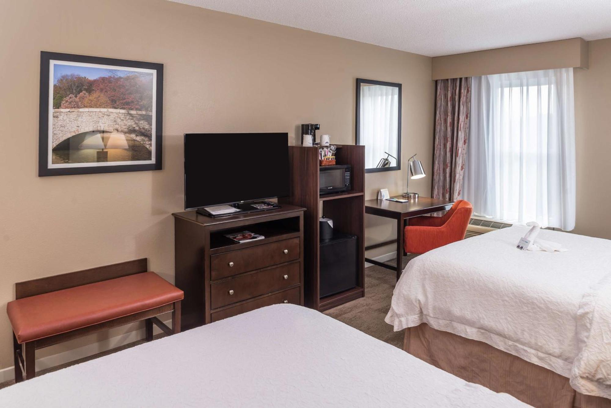 Hampton Inn&Suites Charlotte Arrowood Extérieur photo