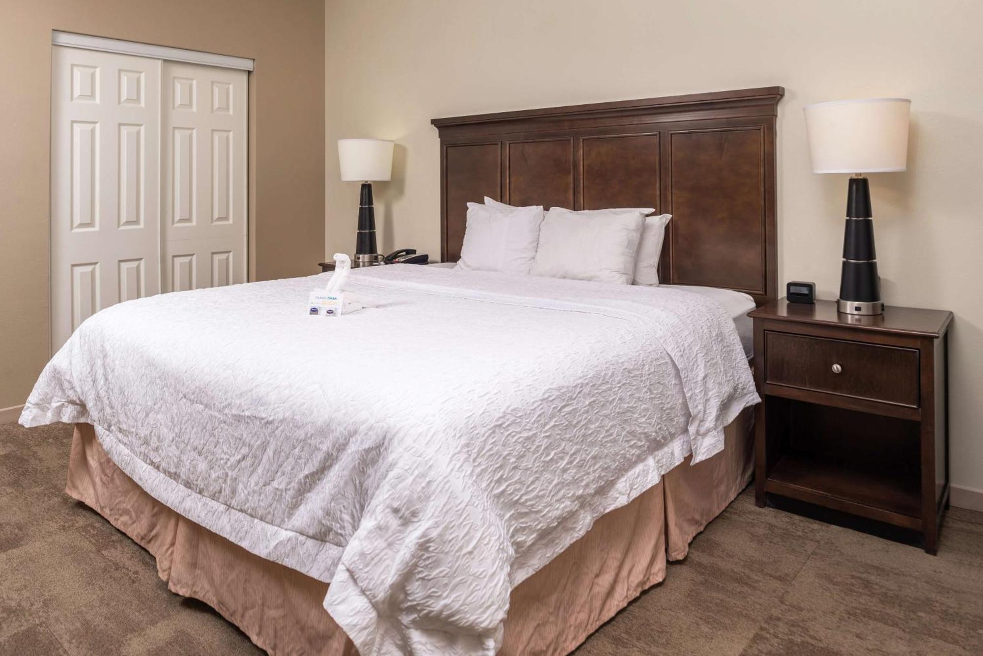 Hampton Inn&Suites Charlotte Arrowood Extérieur photo