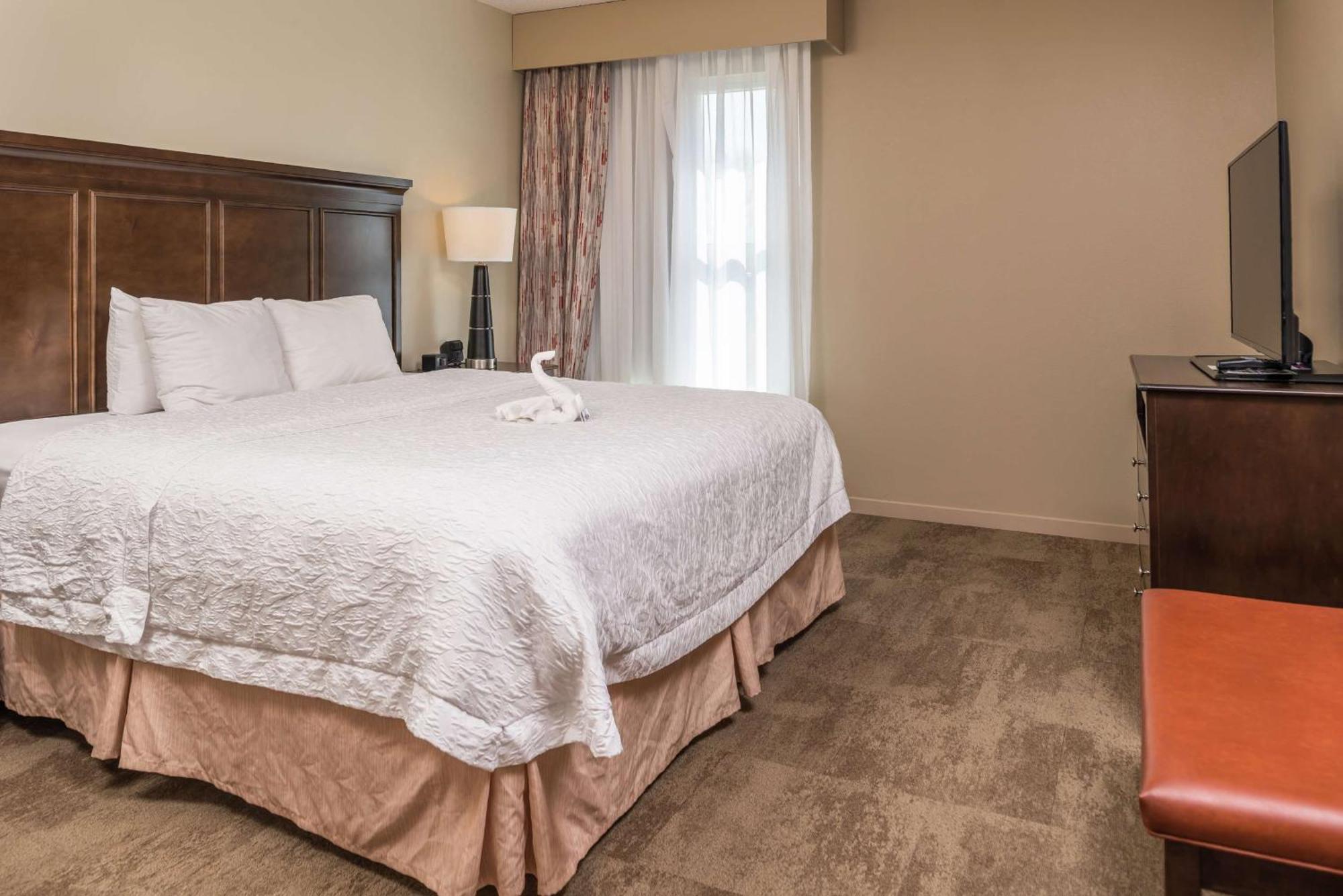 Hampton Inn&Suites Charlotte Arrowood Extérieur photo