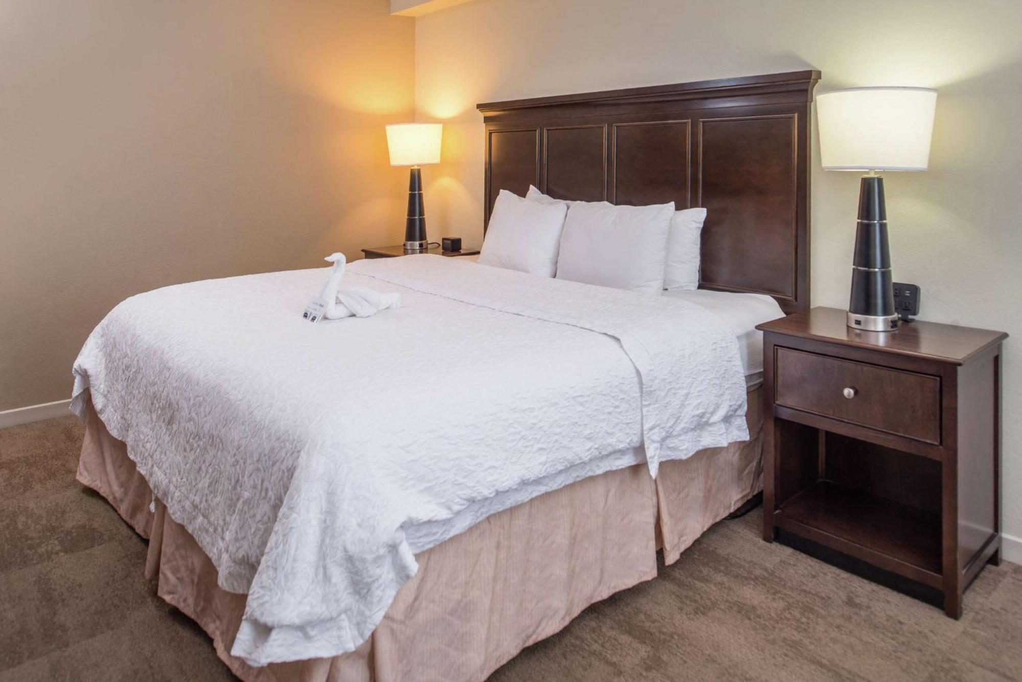 Hampton Inn&Suites Charlotte Arrowood Extérieur photo