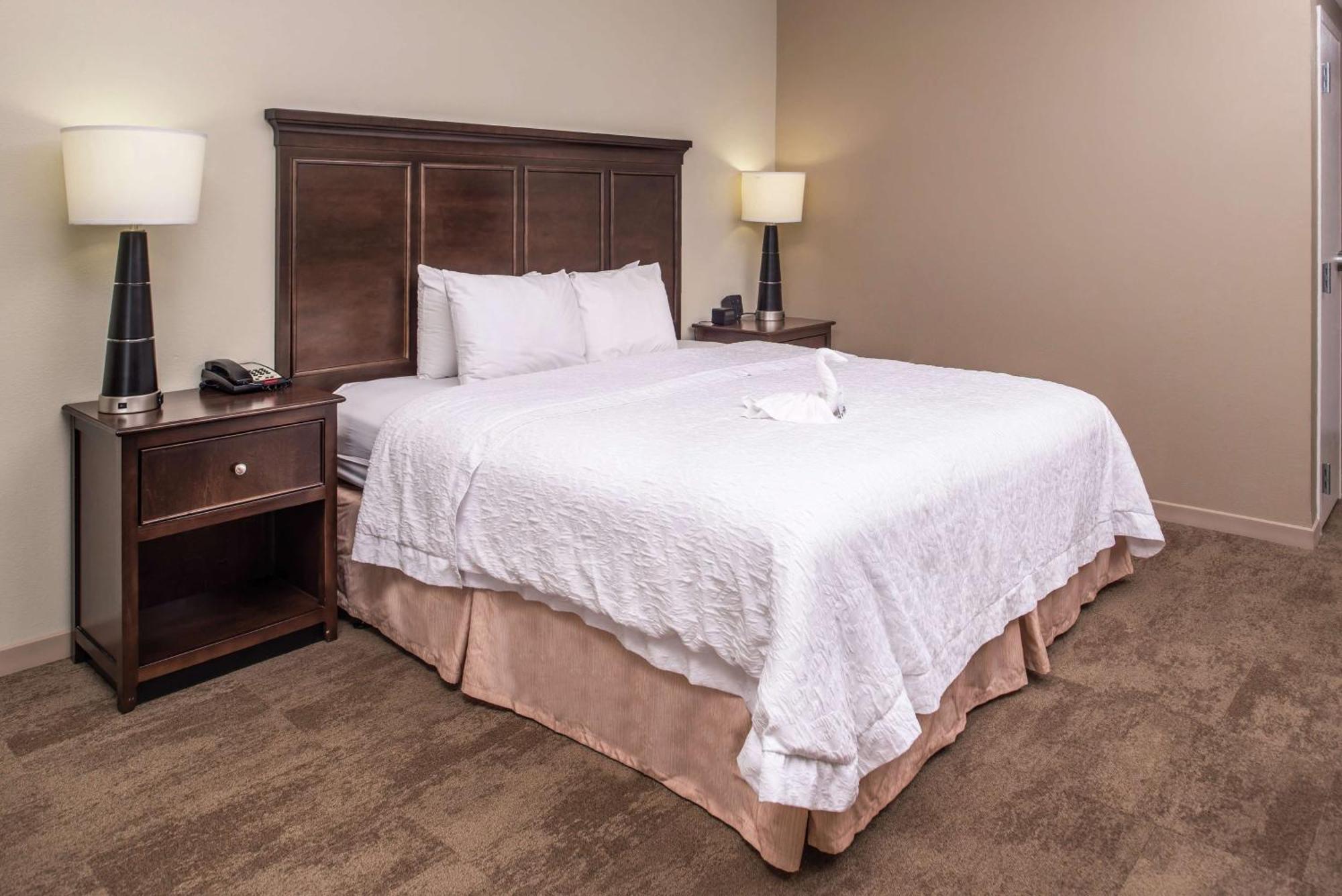 Hampton Inn&Suites Charlotte Arrowood Extérieur photo