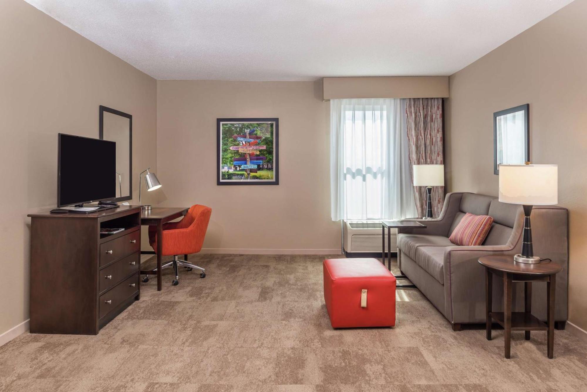 Hampton Inn&Suites Charlotte Arrowood Extérieur photo
